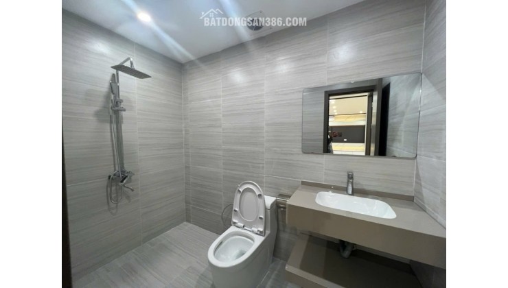  CHUNG CƯ 197 TRẦN PHÚ 4 NGỦ 2 VS

 132M CHỈ 7.99 TỈ